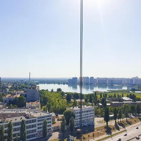 олімпік парк, 5хв від м бориспільська, завжди є світло, генератор в будинку!